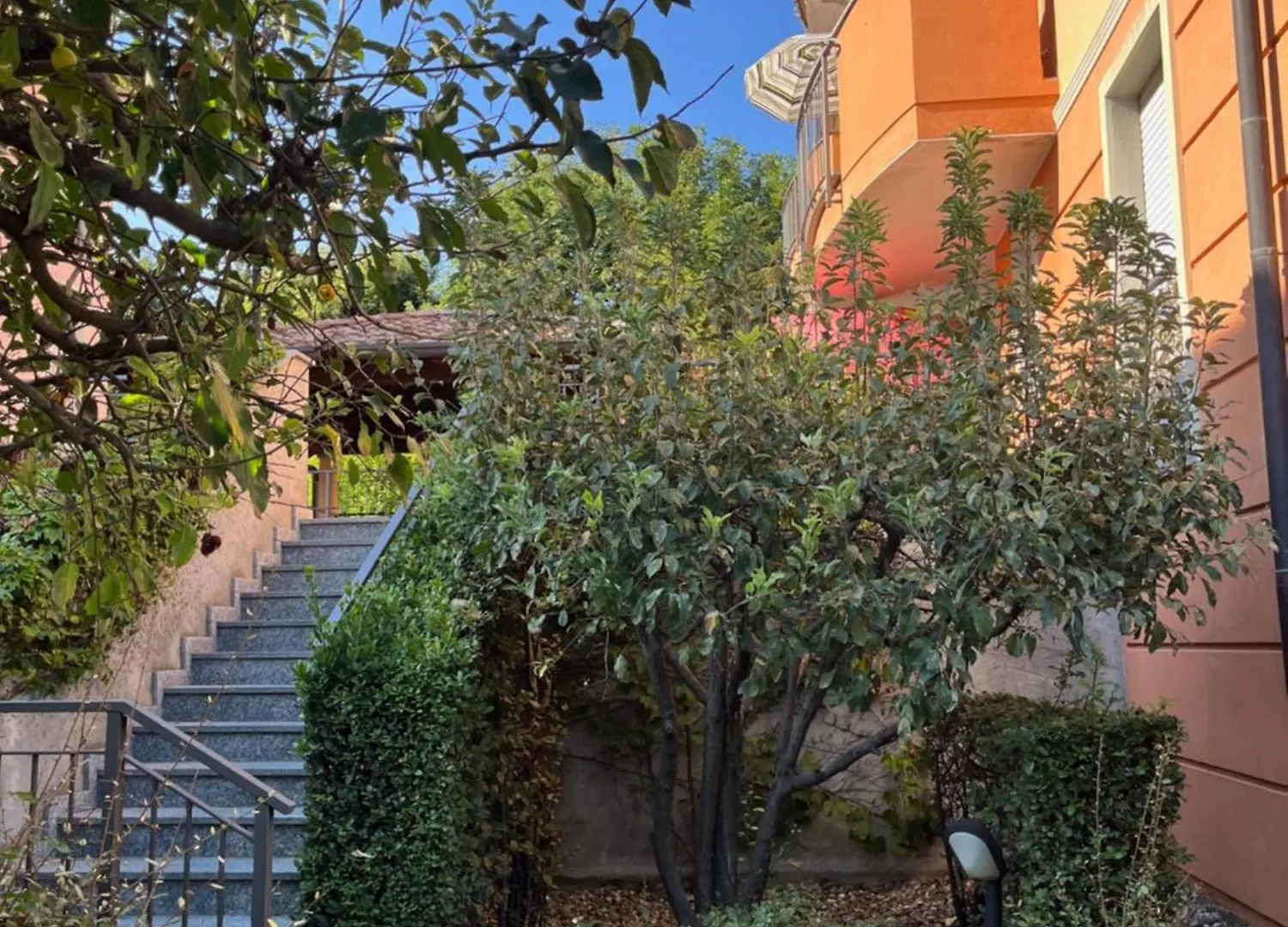 Residence Montebello 라베노-몸벨로 아파트
